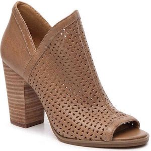 Lucky Brand Women’s Livey Cutout Peep Toe Tan Perforated Leather Heel Ankle Boot